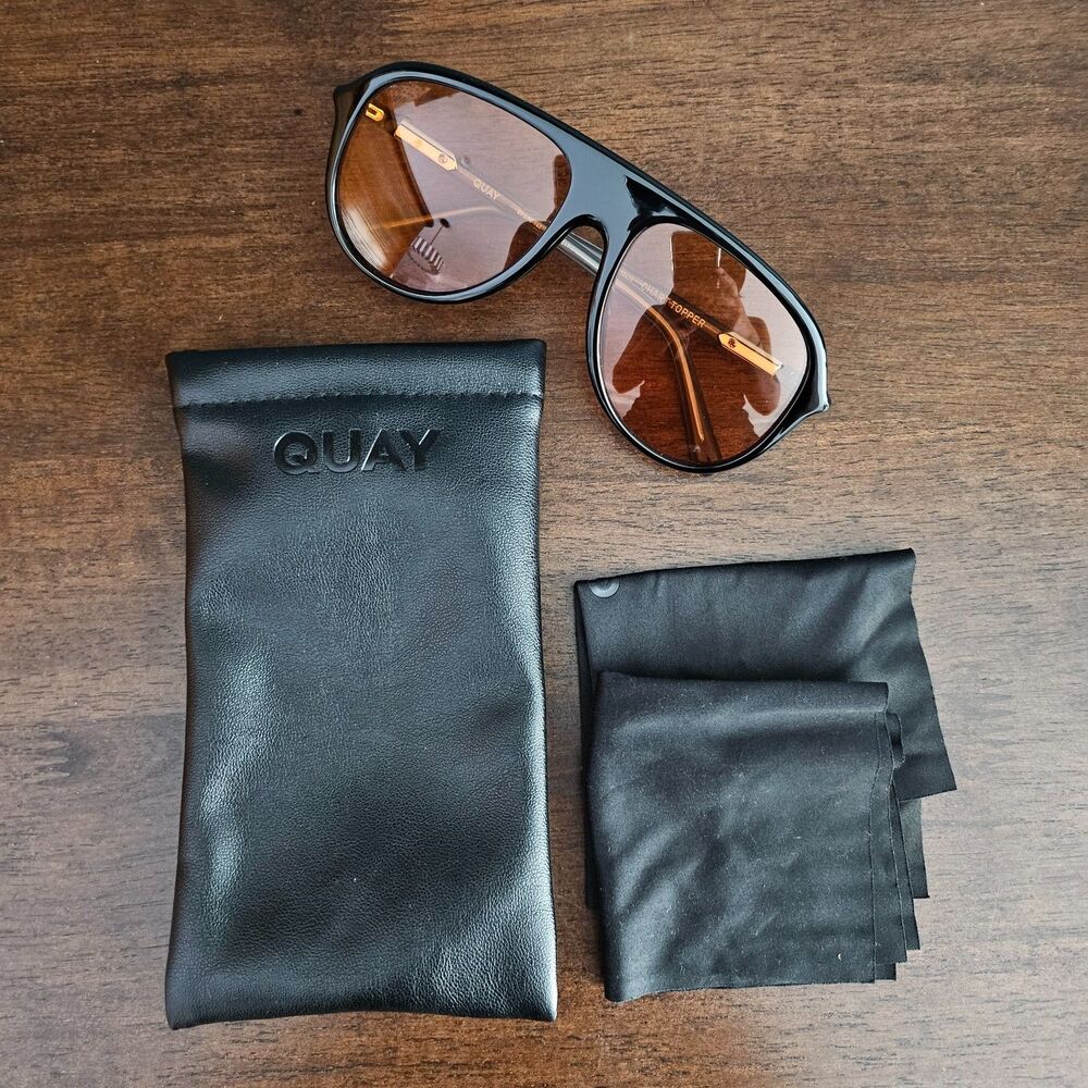 QUAY Australia Chart Topper Aviator Sunglasses black Polarized 78638 EUC